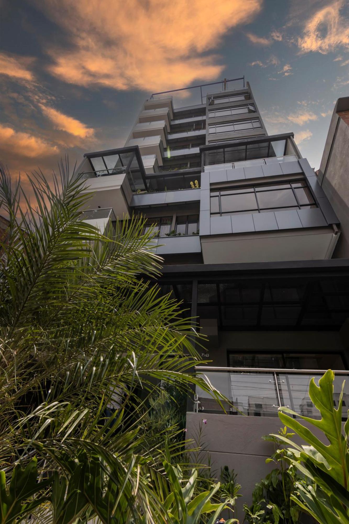 Sonata 44 Laureles Hotel *