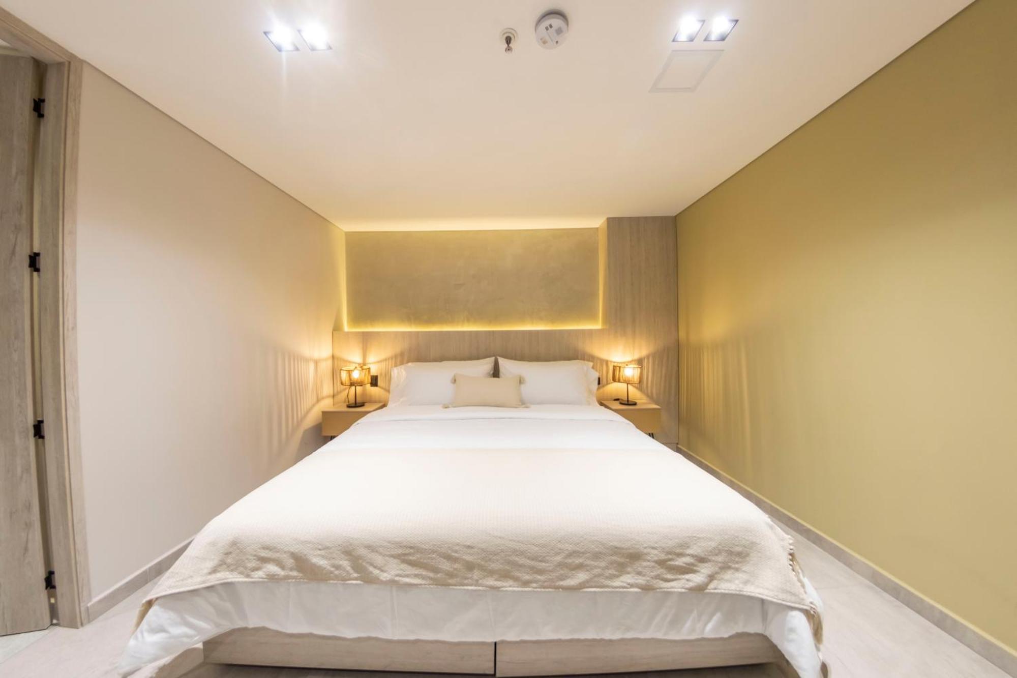Sonata 44 Laureles Hotel *