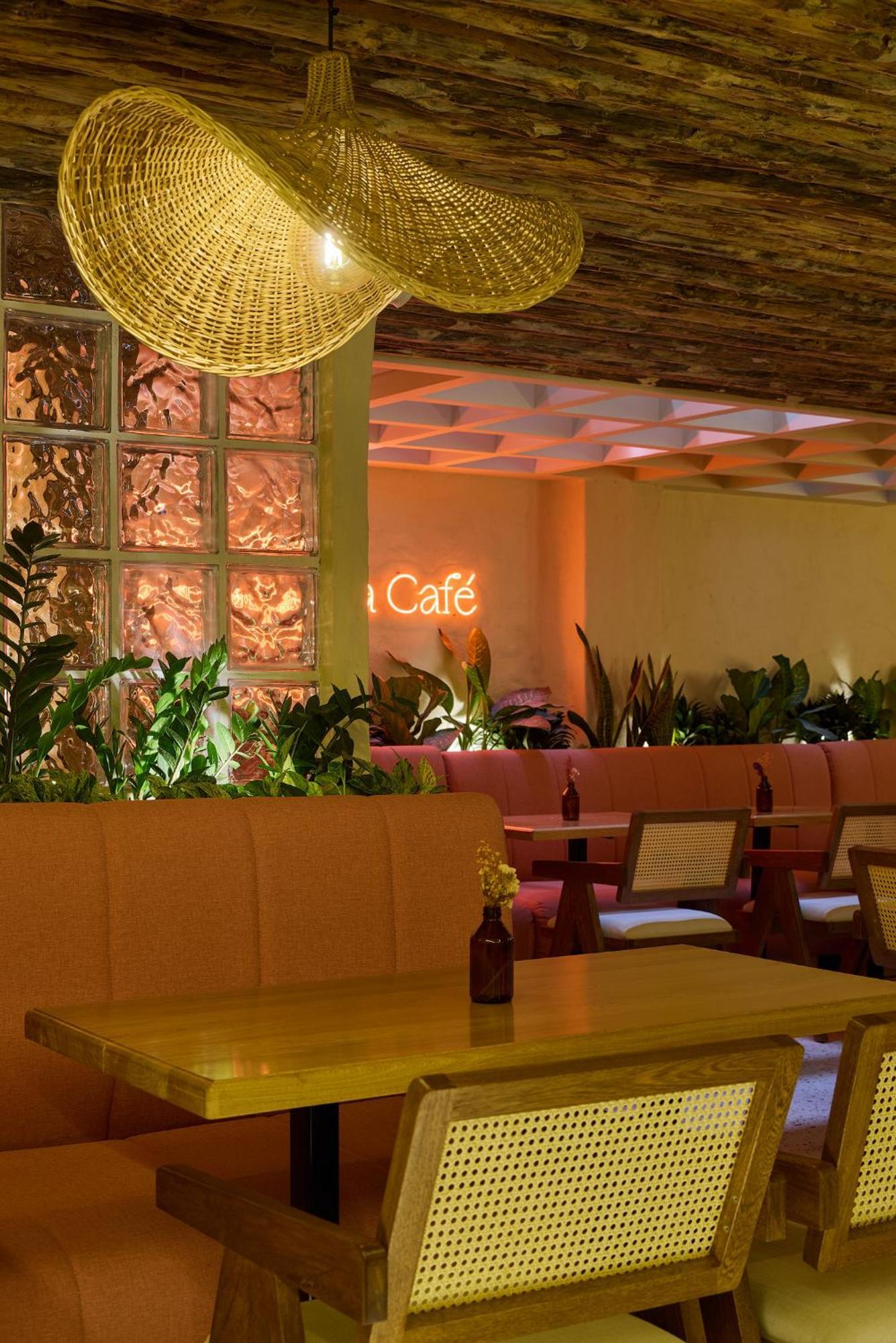 Sonata 44 Laureles Hotel *