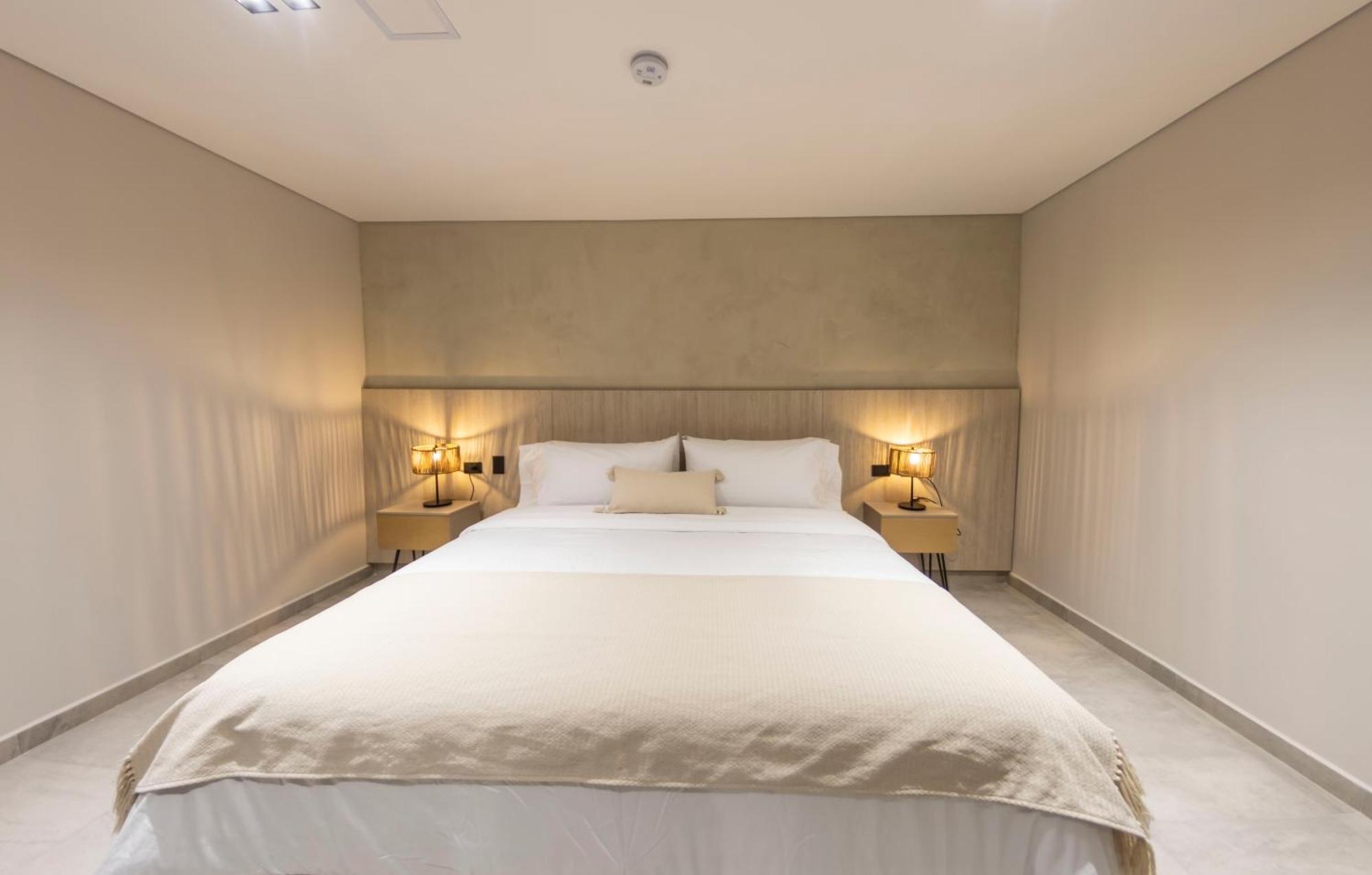 Sonata 44 Laureles