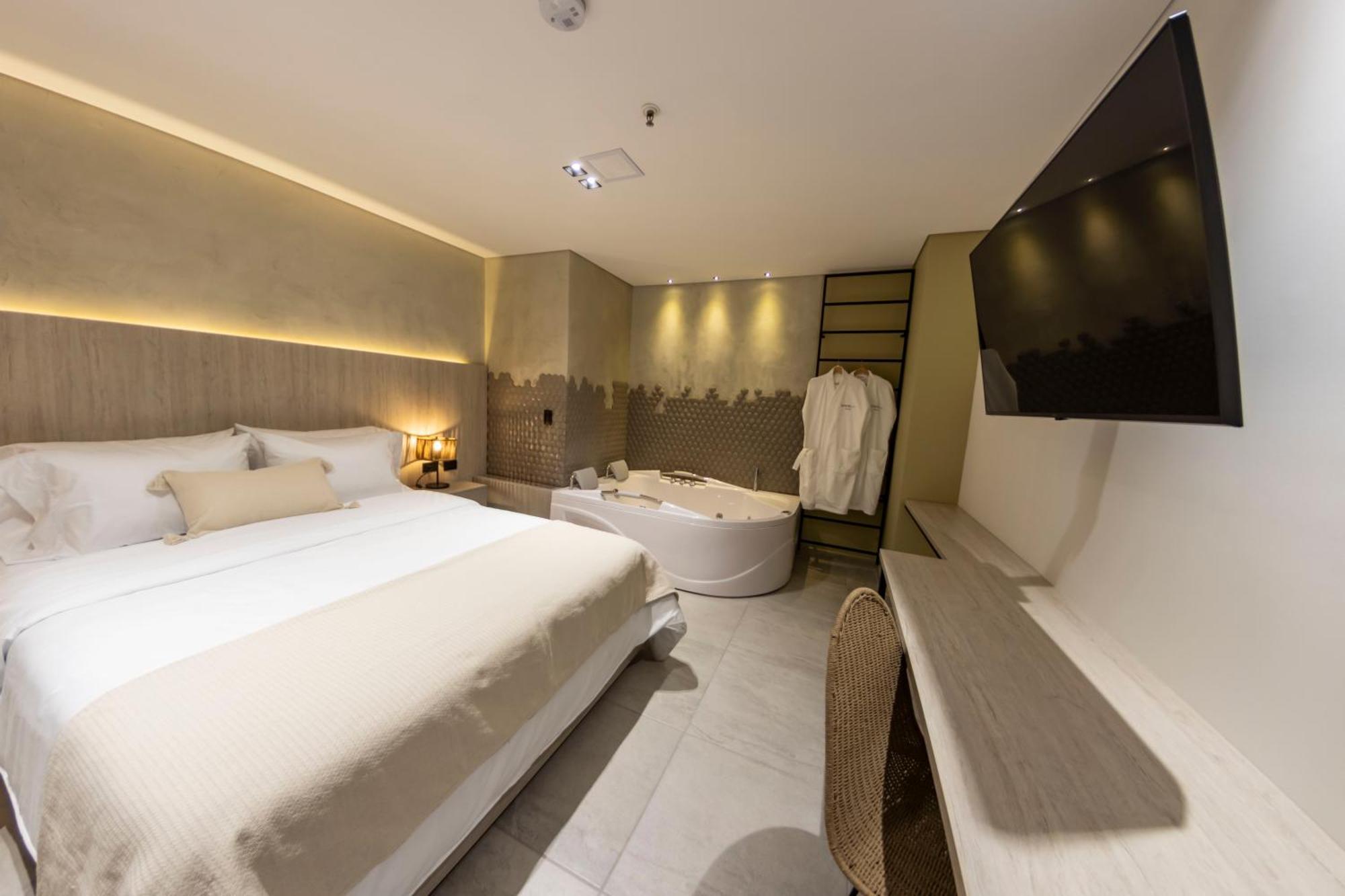 Sonata 44 Laureles *